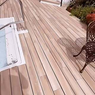 Tools List for DIY Deck Tiles + Time Estimate for 200 sq ft (Complete 2025 Guide)